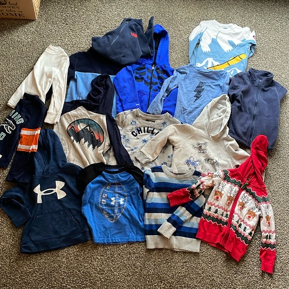 15 item boys 4T winter clothing lot: zip up, sweatshirts, jackets